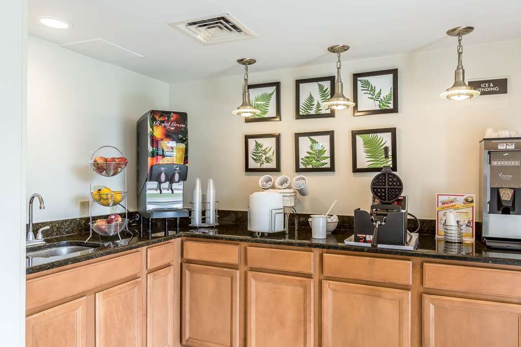 Quality Inn Grasonville Nhà hàng bức ảnh